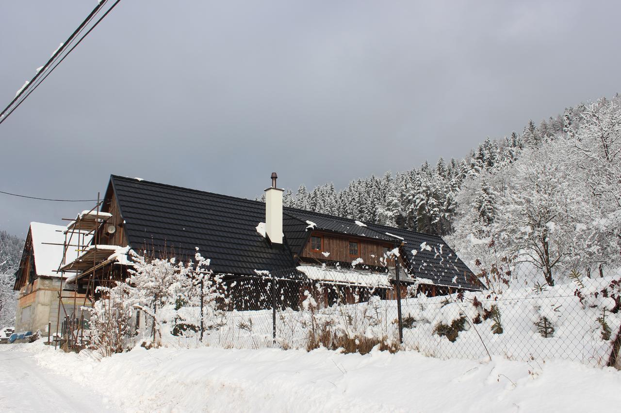 Na Valassku Chalet Halenkov